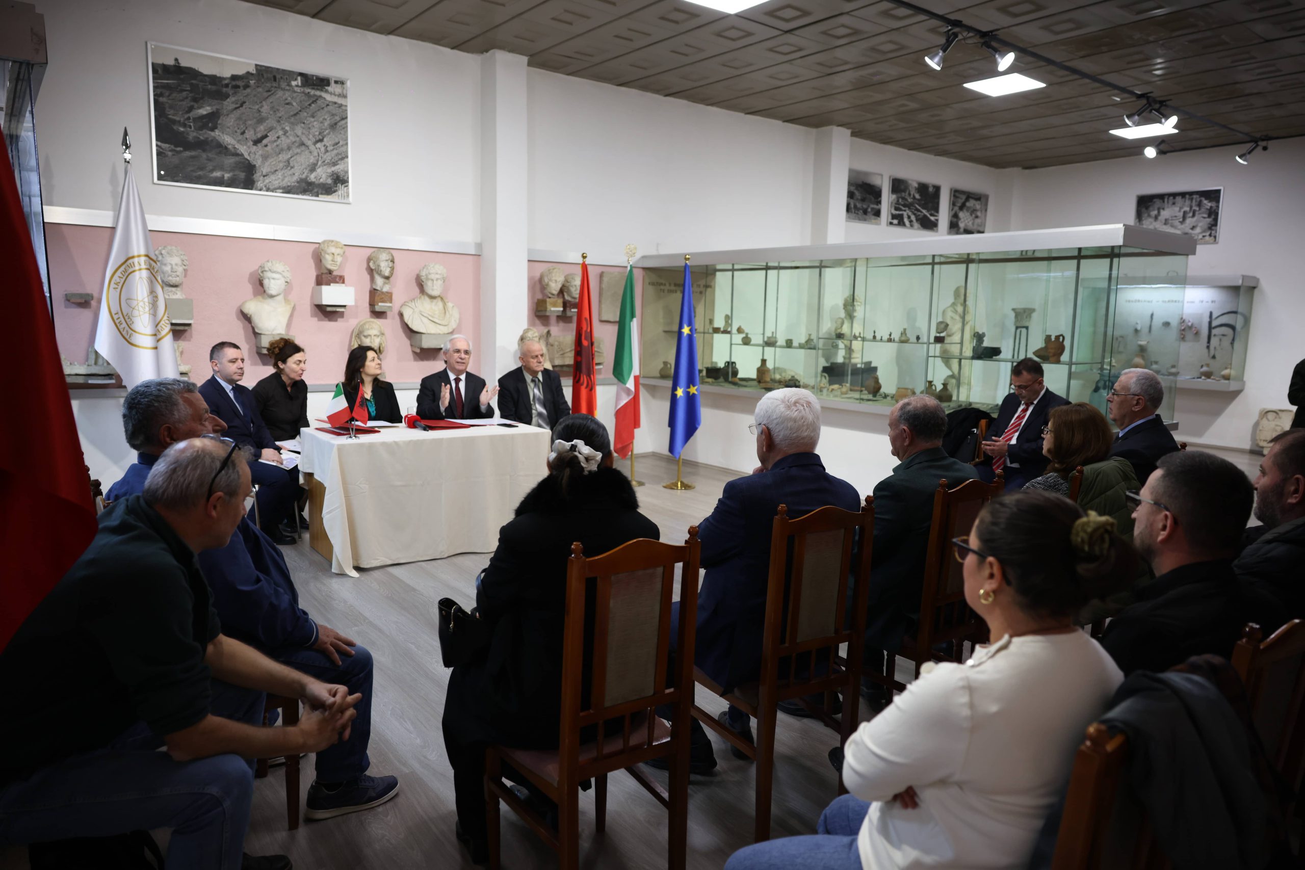 AICS and the Albanian Institute of Archaeology sign a Memorandum of Understanding for the Byllis Archaeological Park